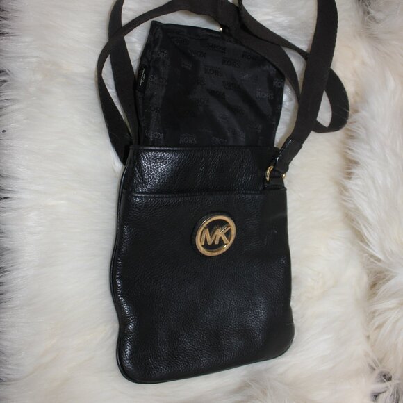 Michael Kors black Crossbody Leather messenger Bag - Picture 4 of 9